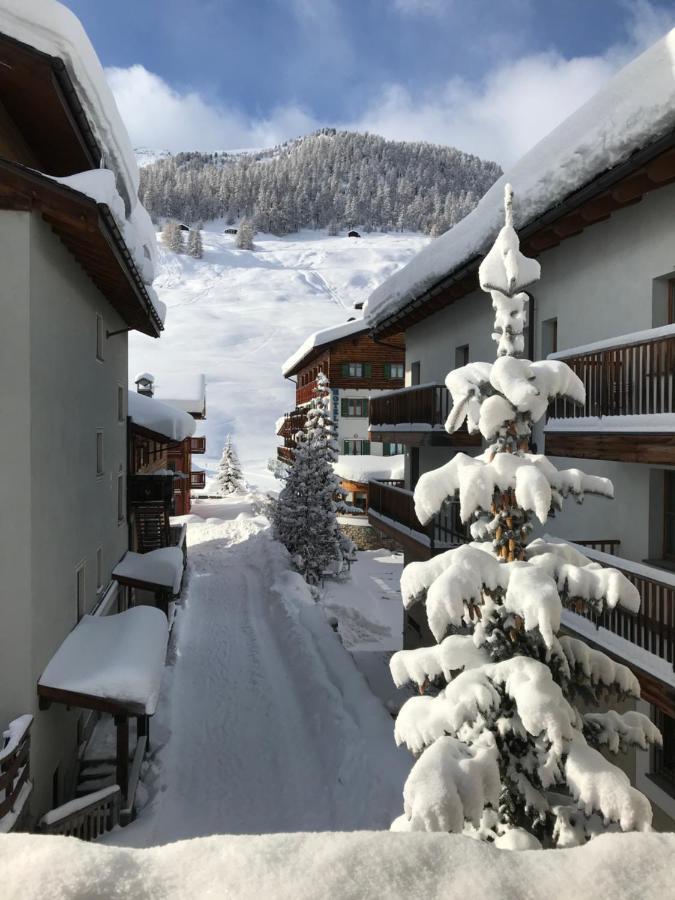 Hotel Garni La Casetta Livigno Exterior foto