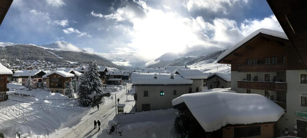 Hotel Garni La Casetta Livigno Exterior foto